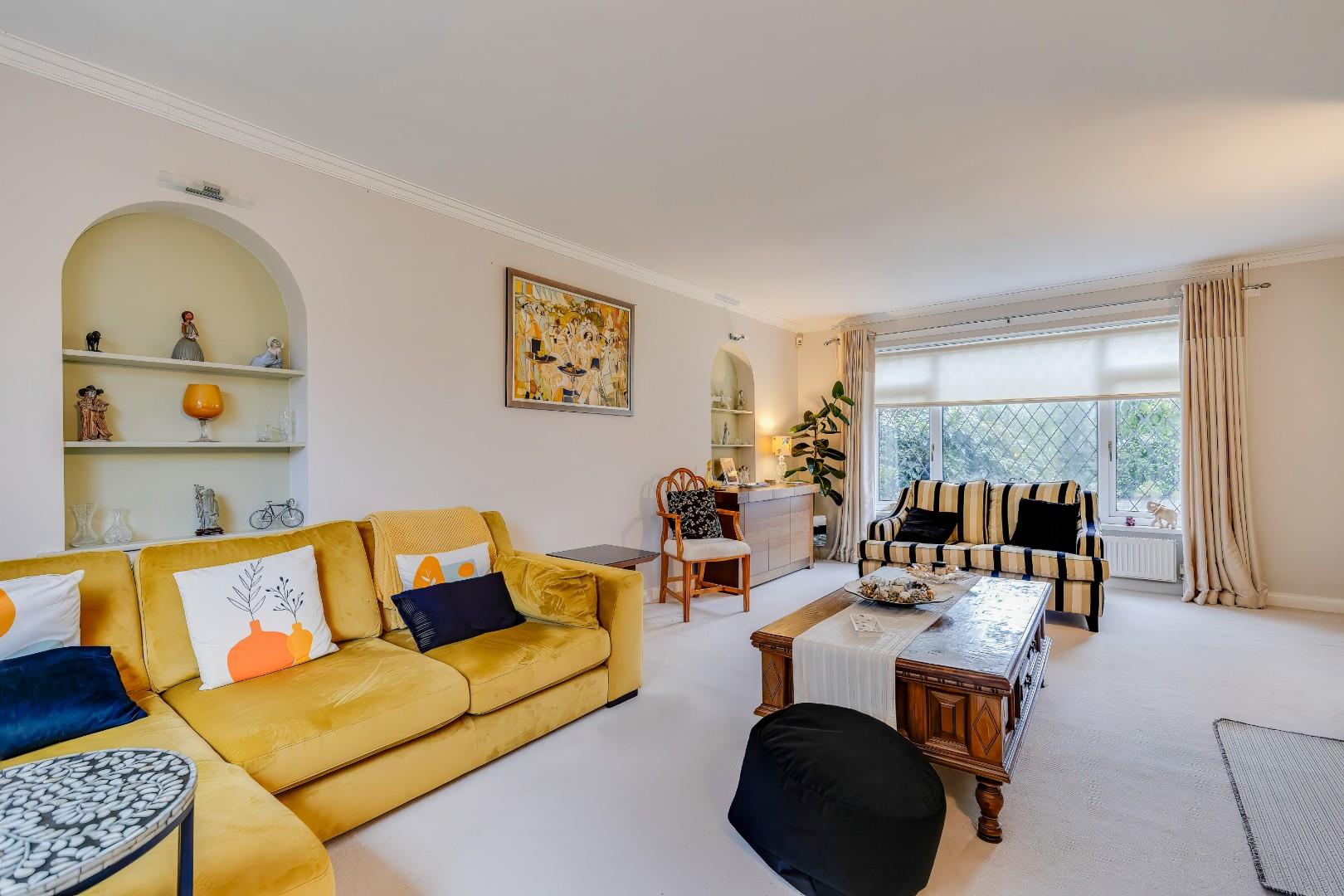 43 Highwalls Avenue, Dinas Powys, CF64 4AQ